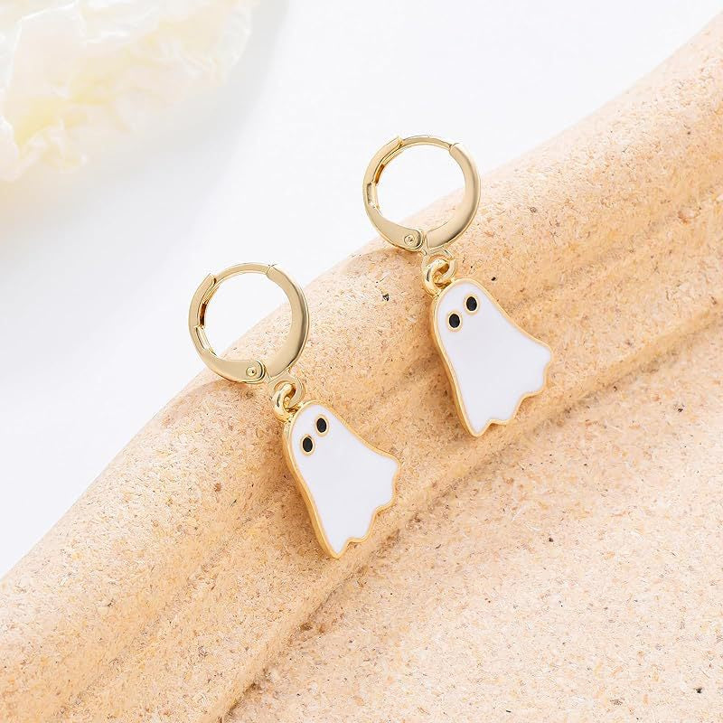 Halloween Ghost Earrings for Women Gold Ghost Huggie Hoop Earrings Halloween Jewelry Cute BOO Halloween Earrings